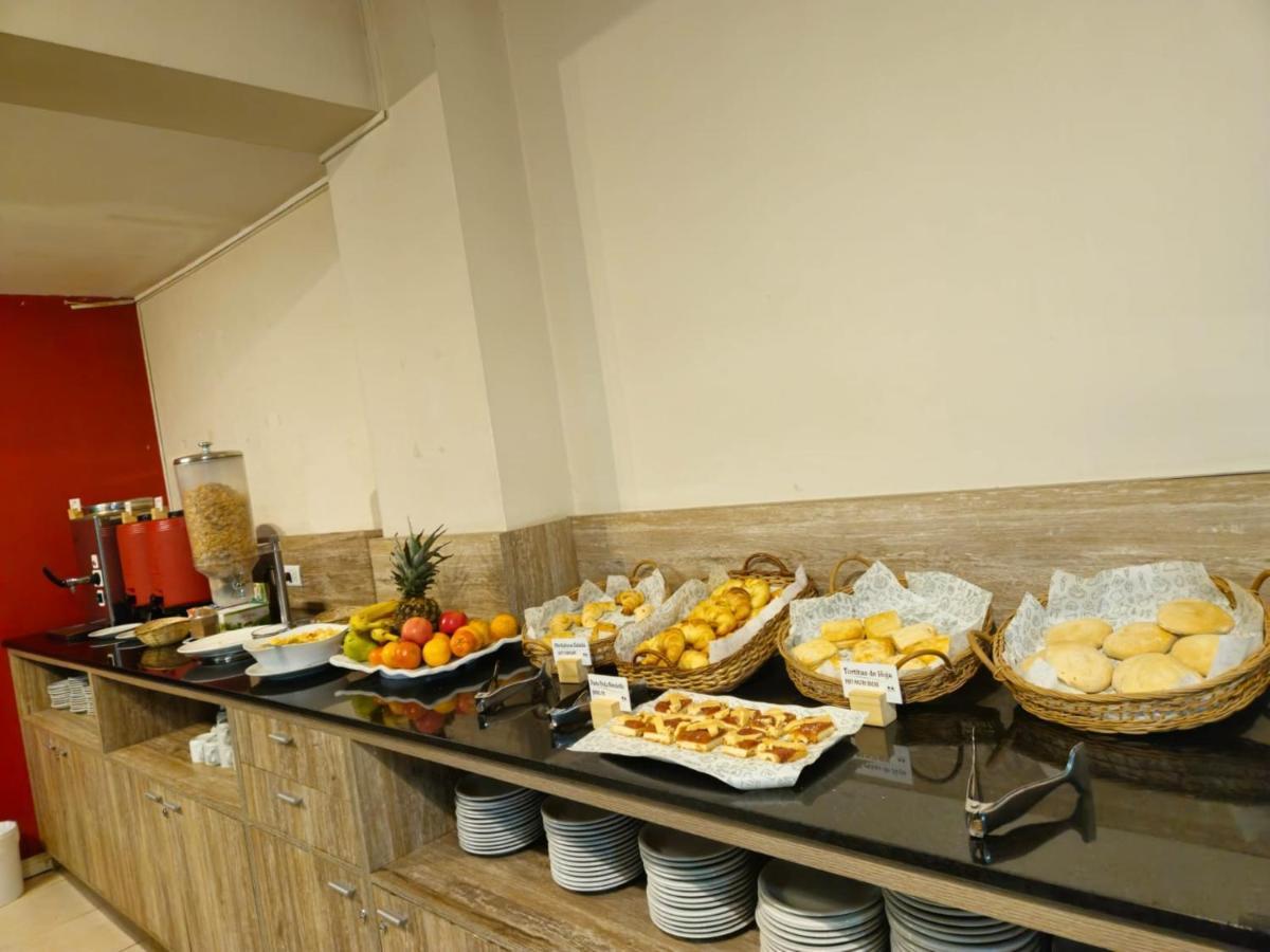 Dakar Hostel Mendoza Esterno foto
